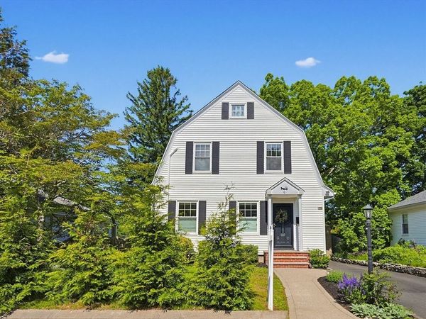 9 Commonwealth Ave, Dedham, MA 02026