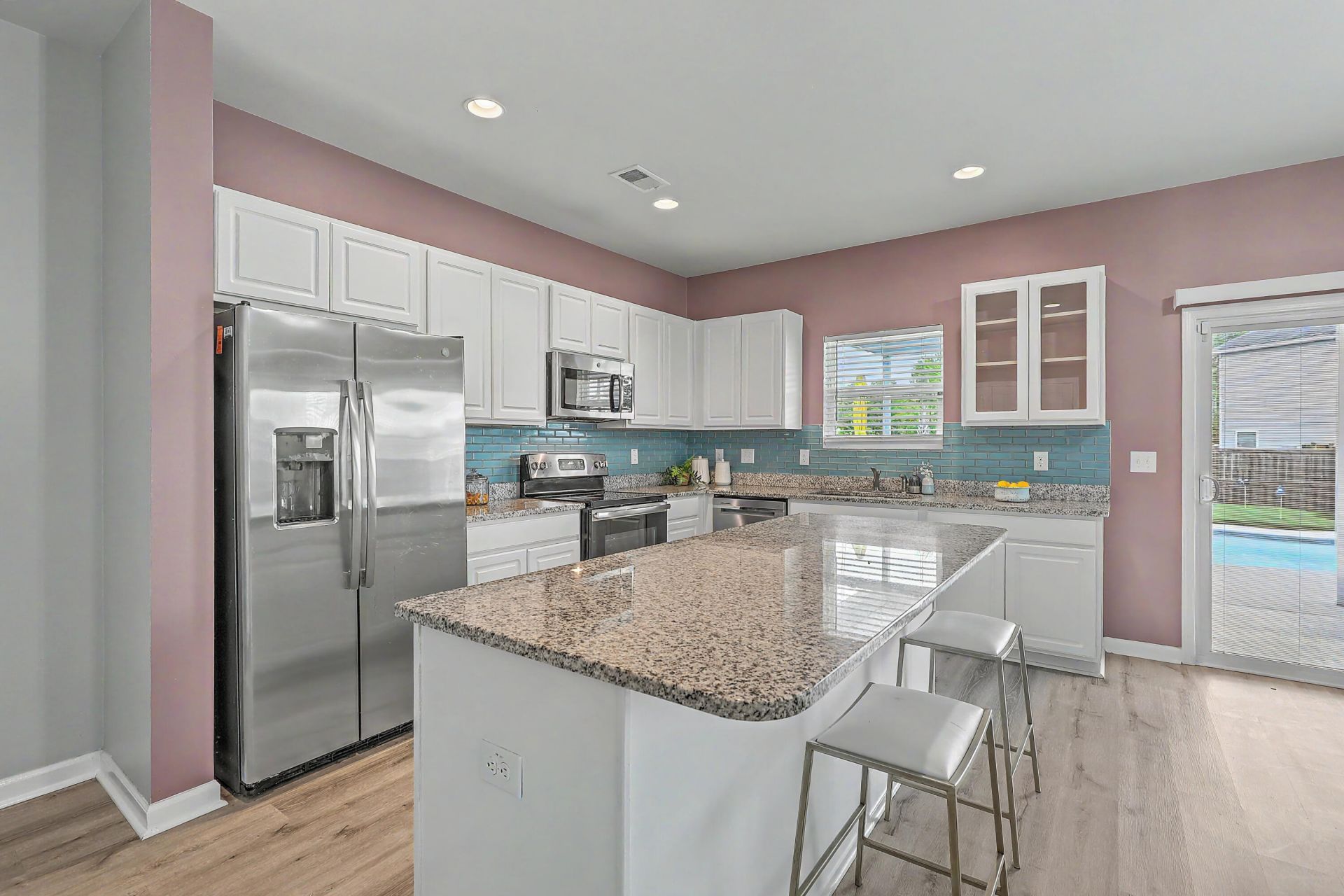 101 Oldenburg Drive Photo 18