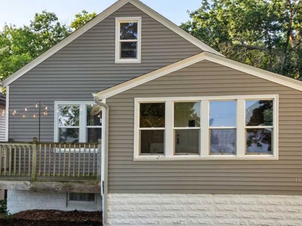 1844 E Shore Drive, Maplewood, MN 55109
