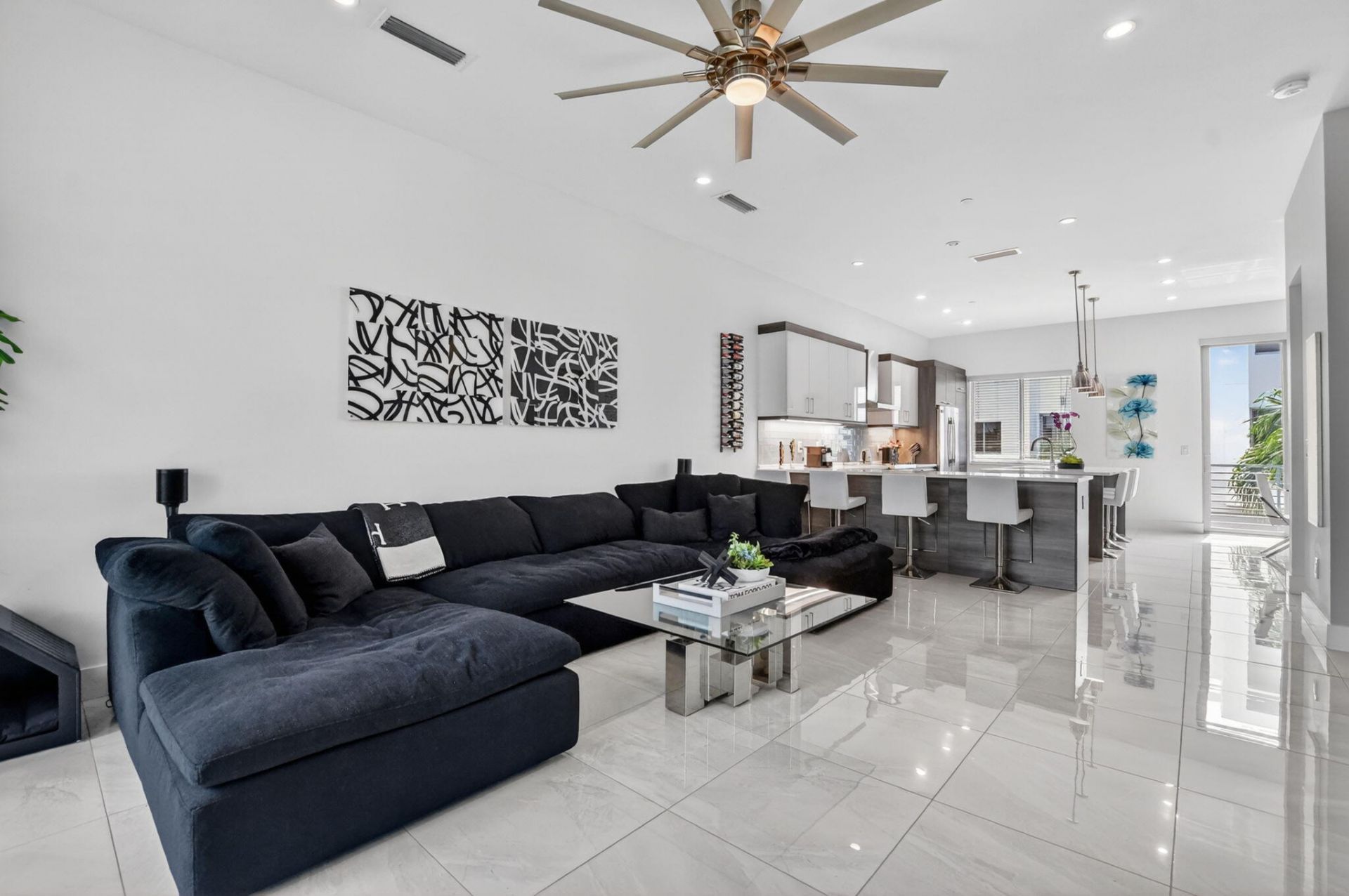 4021 NW 18th Way, Boca Raton, FL 33431 Photo