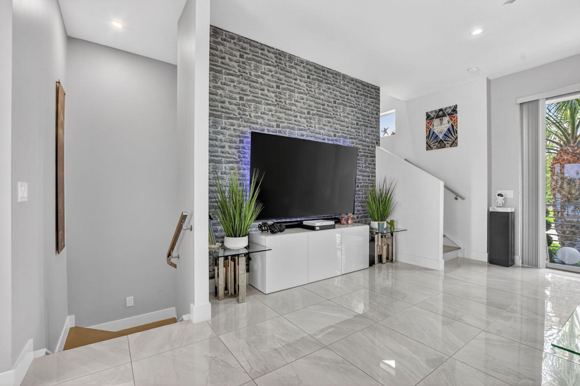 4021 NW 18th Way, Boca Raton, FL 33431 Photo