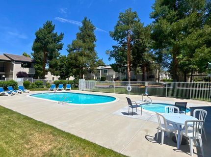 2655 Sycamore Glen Drive, Unit APT 1, Sparks, NV 89434 Photo