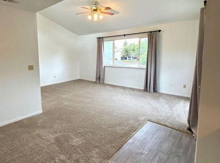 2655 Sycamore Glen Drive, Unit APT 1, Sparks, NV 89434 Photo
