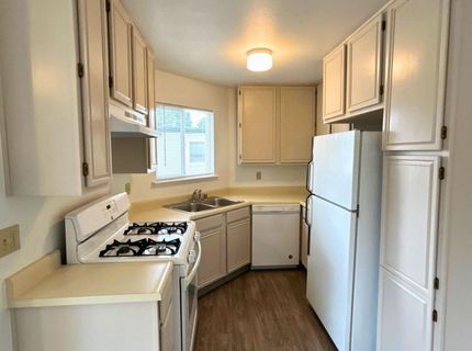 2655 Sycamore Glen Drive, Unit APT 1, Sparks, NV 89434 Photo