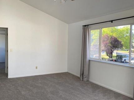 2655 Sycamore Glen Drive, Unit APT 1, Sparks, NV 89434 Photo
