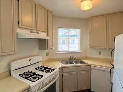 2655 Sycamore Glen Drive, Unit APT 1, Sparks, NV 89434 Photo