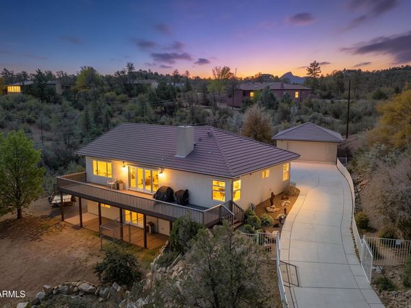 2615 N Woodland Hills Drive, Prescott, AZ 86305