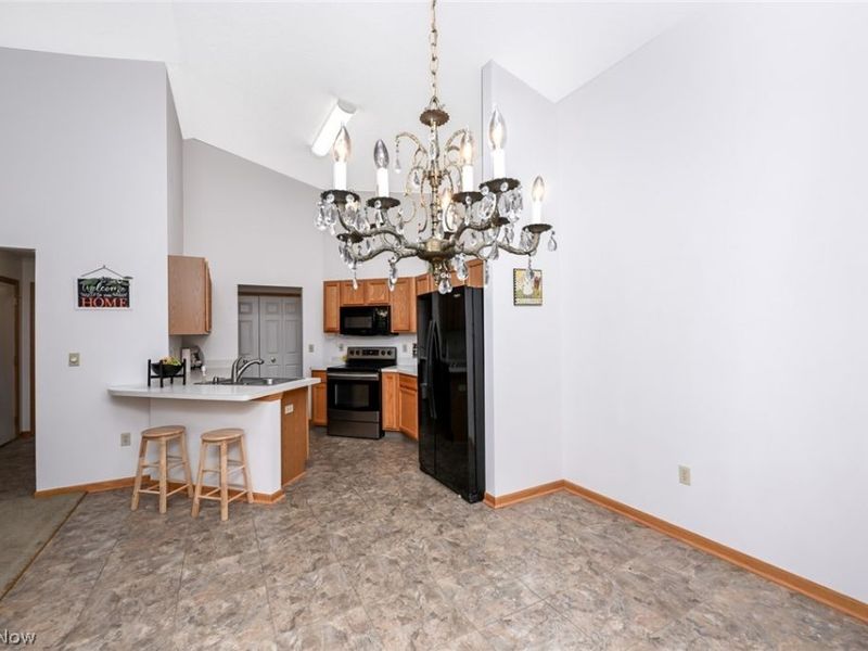 3117 Dorchester Court, Akron, OH 44312 Photo 10