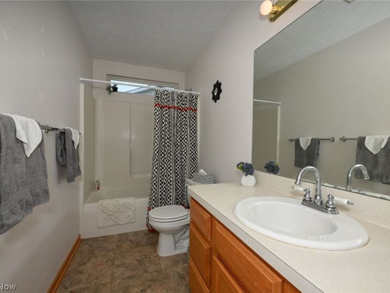 3117 Dorchester Court, Akron, OH 44312 Photo 24