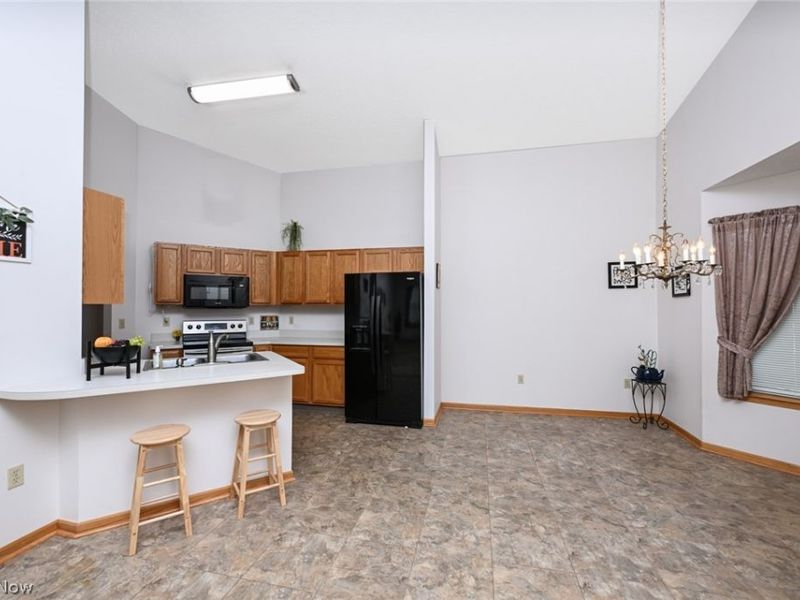 3117 Dorchester Court, Akron, OH 44312 Photo 8