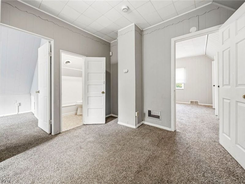 1722 Burgess Road, Cleveland, OH 44112 Photo 18