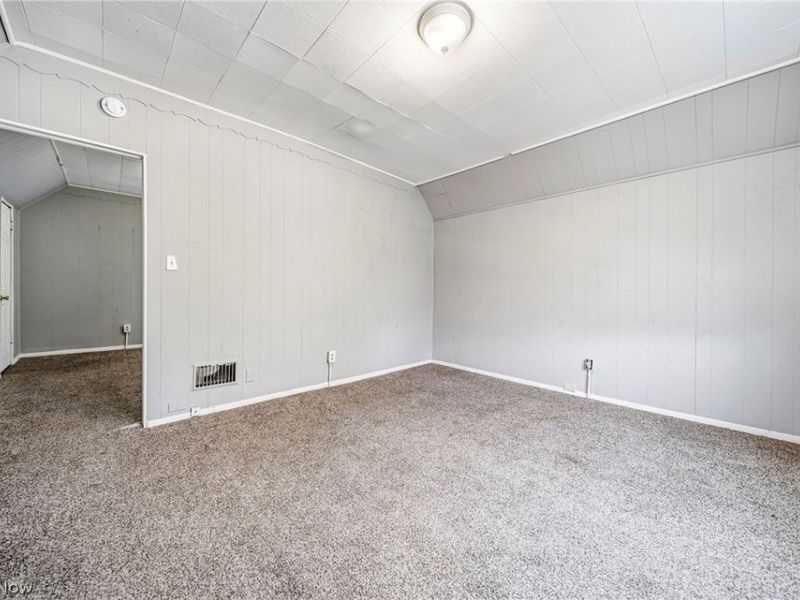 1722 Burgess Road, Cleveland, OH 44112 Photo 22
