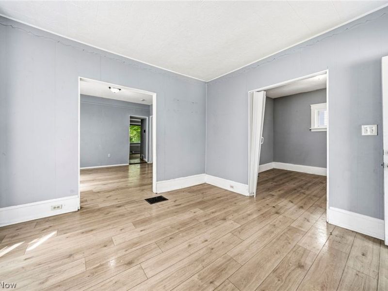 1722 Burgess Road, Cleveland, OH 44112 Photo 7