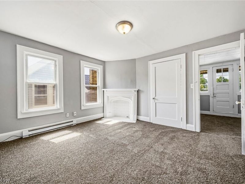 957 Thornhill Drive, Cleveland, OH 44108 Photo 19