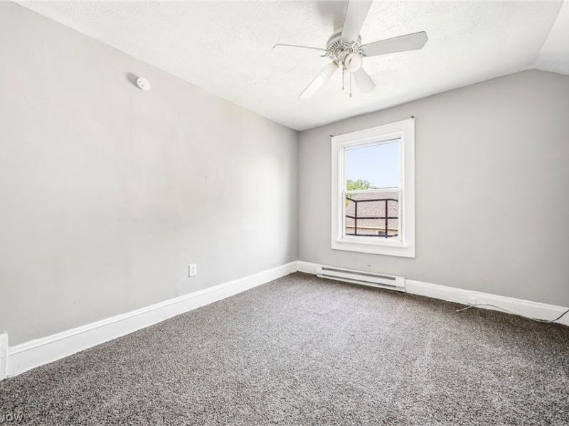 957 Thornhill Drive, Cleveland, OH 44108 Photo 26