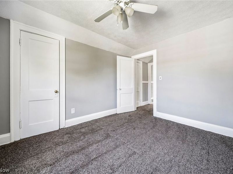 957 Thornhill Drive, Cleveland, OH 44108 Photo 27
