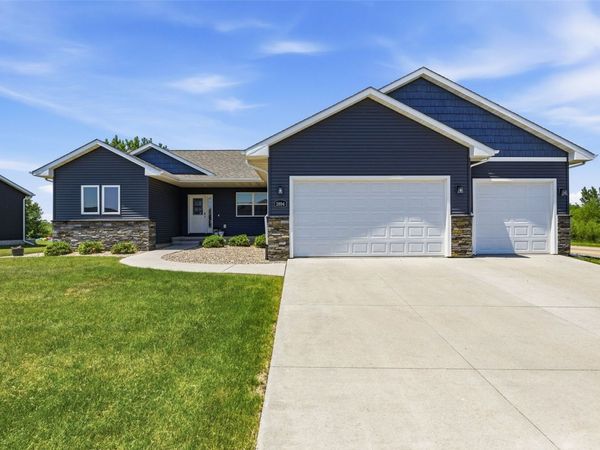 2894 50th Street, Marion, IA 52302