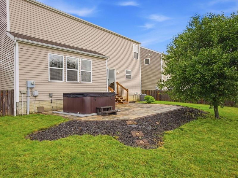 121 Hummock Drive, Pataskala, OH 43062 Photo 3