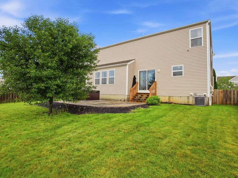 121 Hummock Drive, Pataskala, OH 43062 Photo 6
