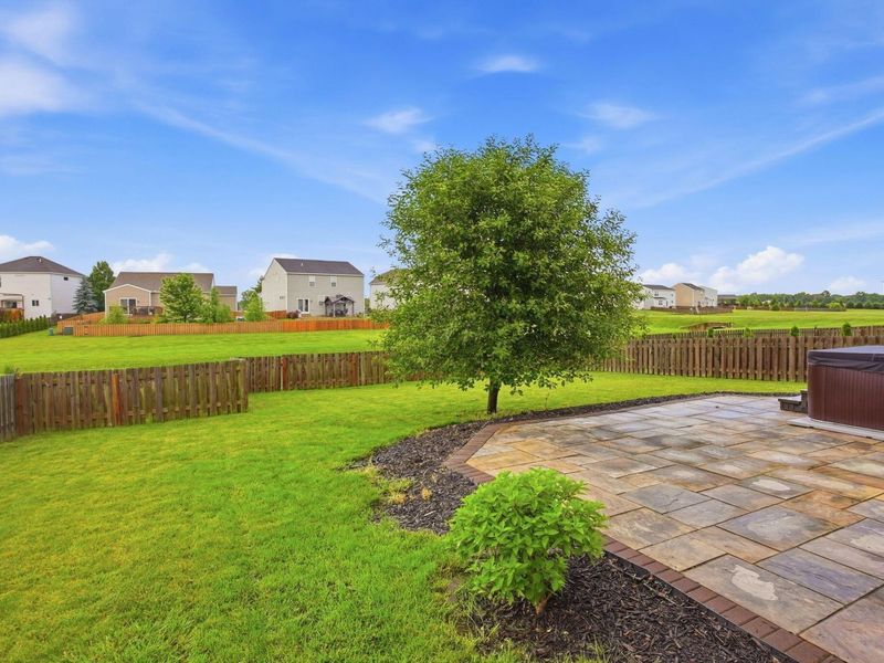 121 Hummock Drive, Pataskala, OH 43062 Photo 8