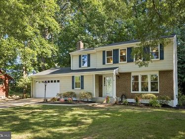 16017 FAIRWAY DRIVE, DUMFRIES, VA 22025
