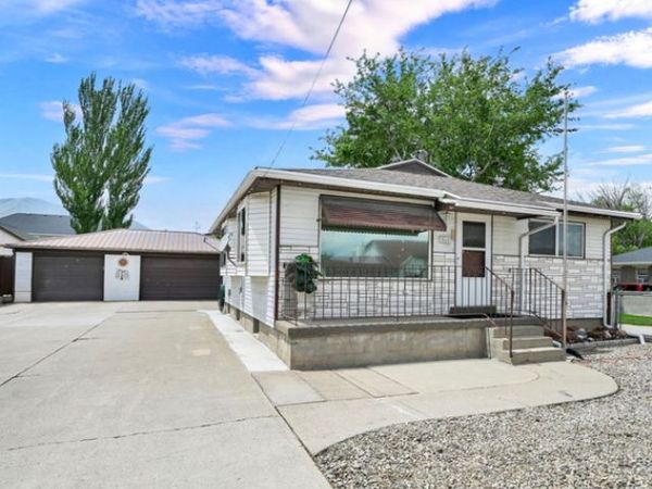 3068 S 8000 W, Magna, UT 84044