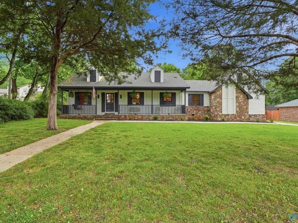 1304 Siniard Drive SE, Huntsville, AL 35803