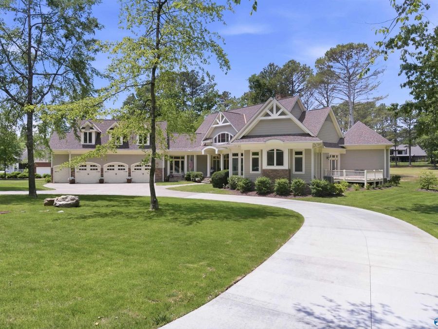 Property Image 4