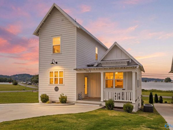 145 Plantation Way, Guntersville, AL 35976