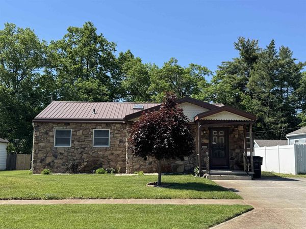 1430 Mcpherson Street, Elkhart, IN 46514