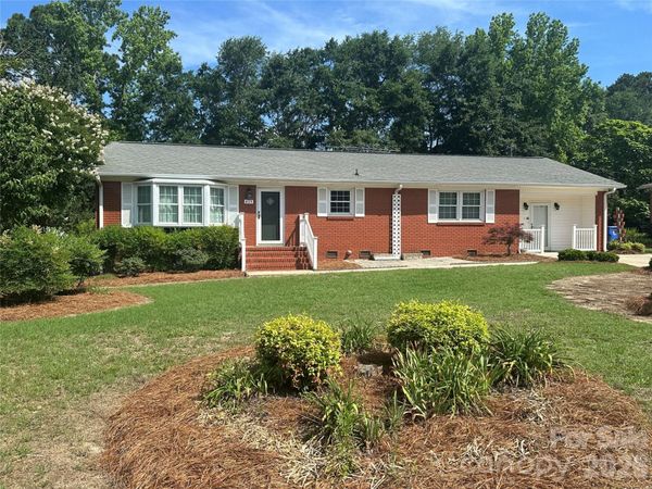 419 E Pigg Street, Pageland, SC 29728