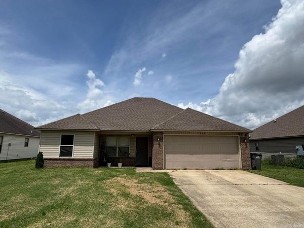 3809 Remington Drive, Jonesboro, AR 72404