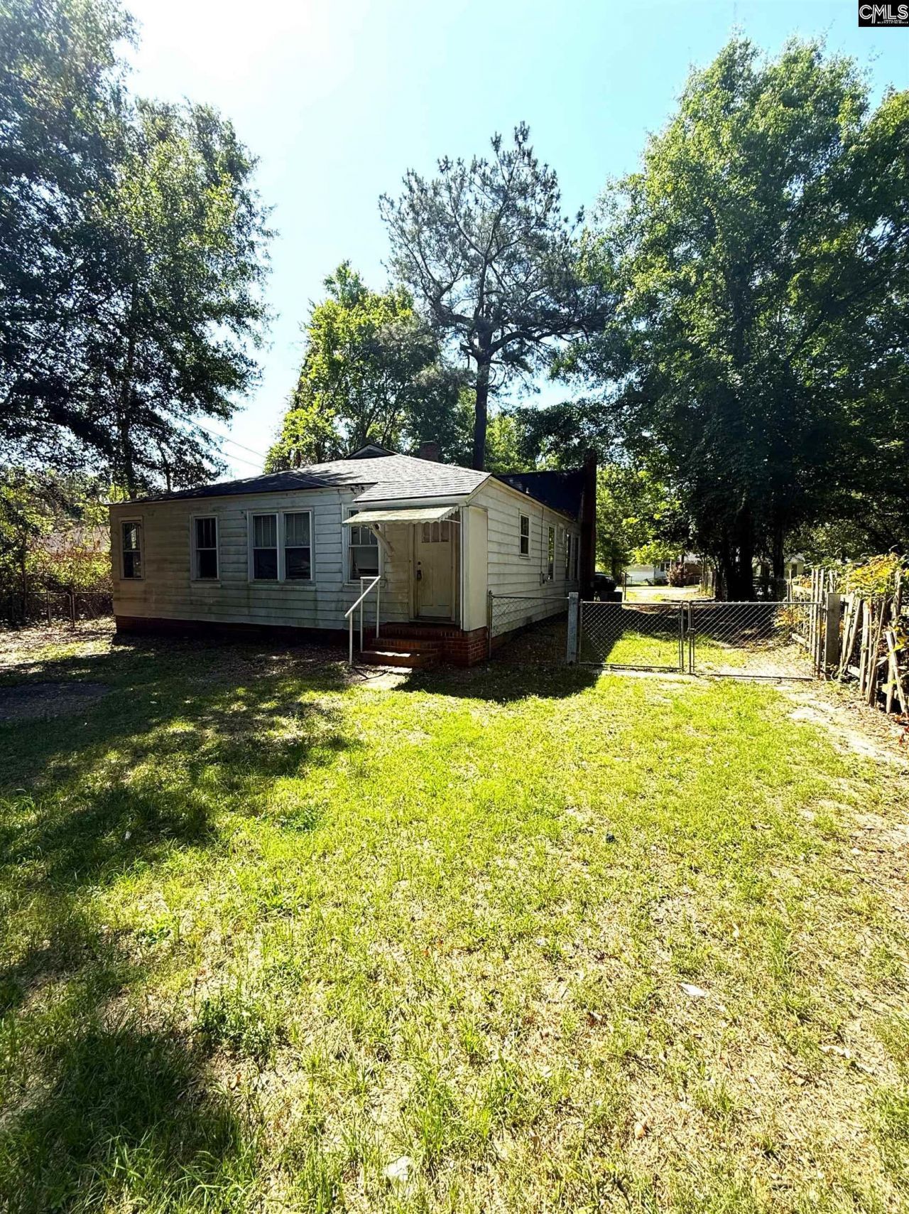 425 E Charlotte Avenue  Photo 27