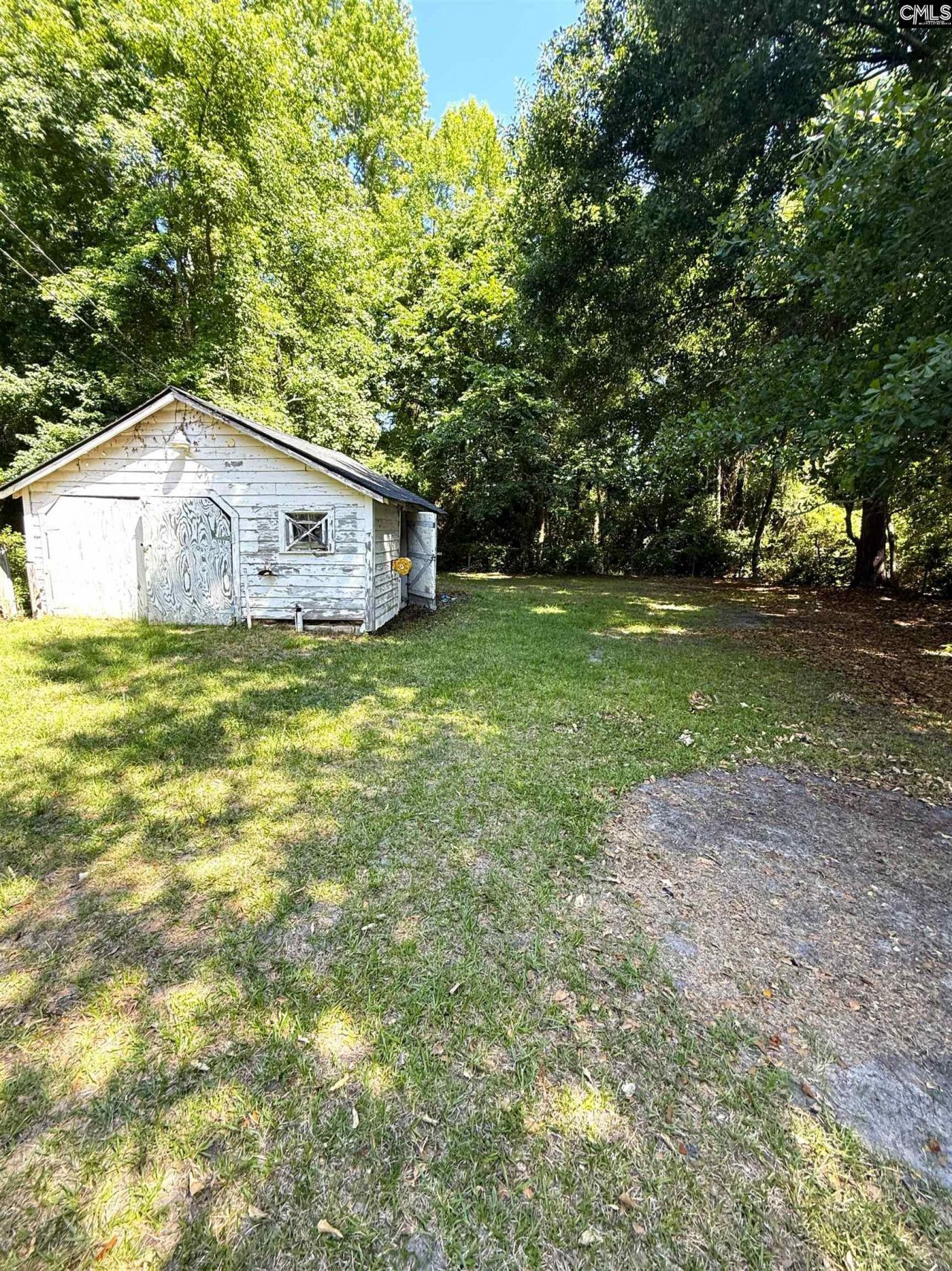425 E Charlotte Avenue  Photo 28