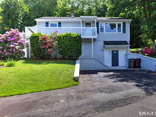 92 Melbourne , Naugatuck, CT 06770