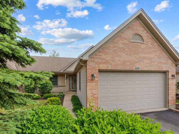 639 Hampshire Drive , Hampshire, IL 60140