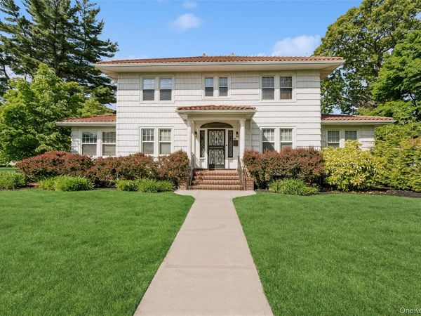 50 Roxbury Road, Rockville Centre, NY 11570