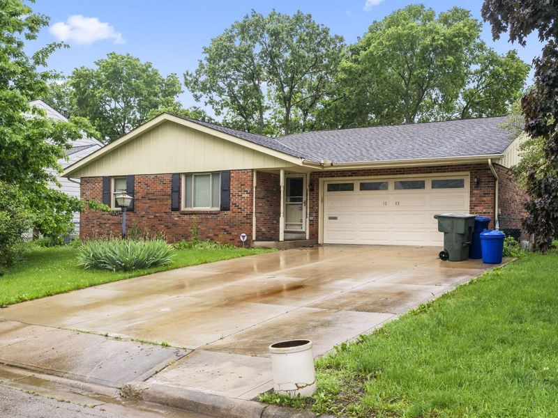 1393 Bellflower Avenue , Columbus, OH 43204 Photo 2