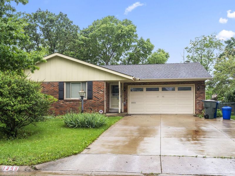 1393 Bellflower Avenue , Columbus, OH 43204 Photo 3