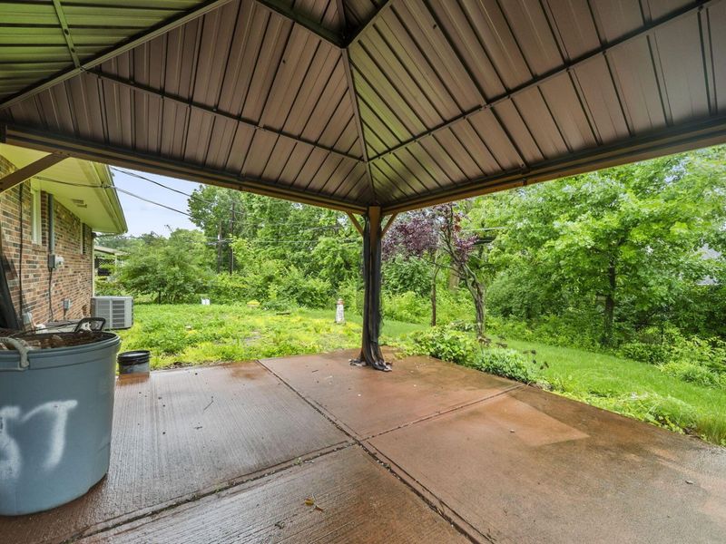 1393 Bellflower Avenue , Columbus, OH 43204 Photo 43