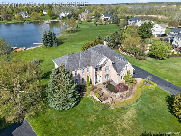 1595 Boulder Lake Drive, Milford Twp, MI 48380