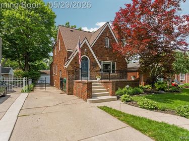 9833 Ingram Street, Livonia, MI 48150
