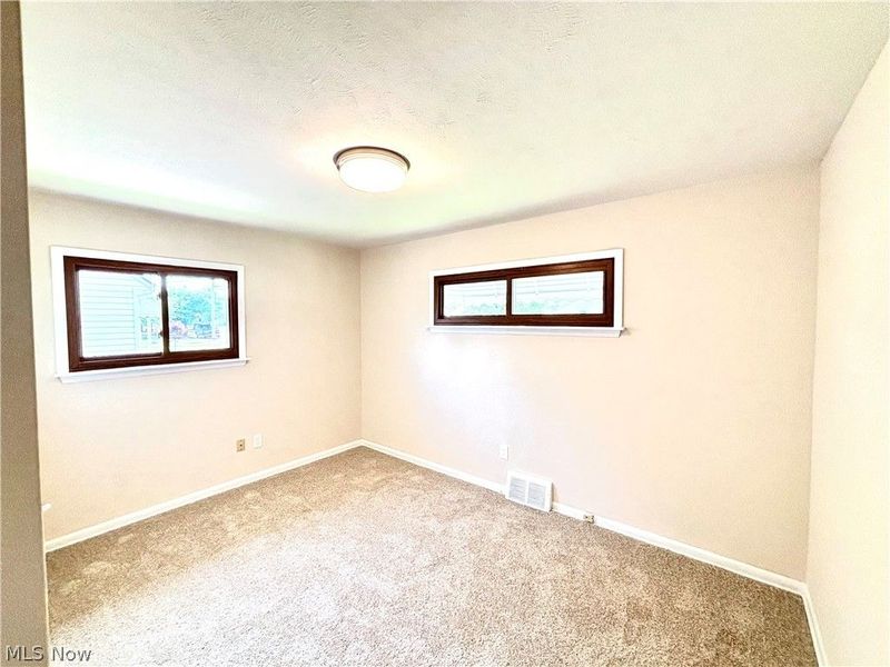 15460 Rademaker Drive, Brook Park, OH 44142 Photo 14