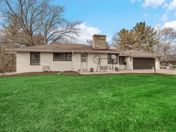 1710 Minnesota Street , Hobart, IN 46342