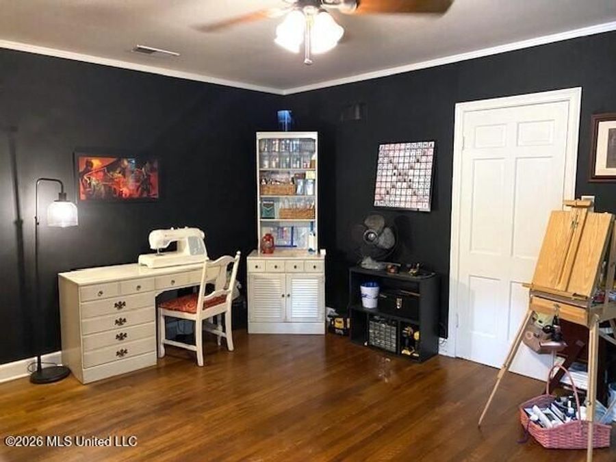 Property Image 32