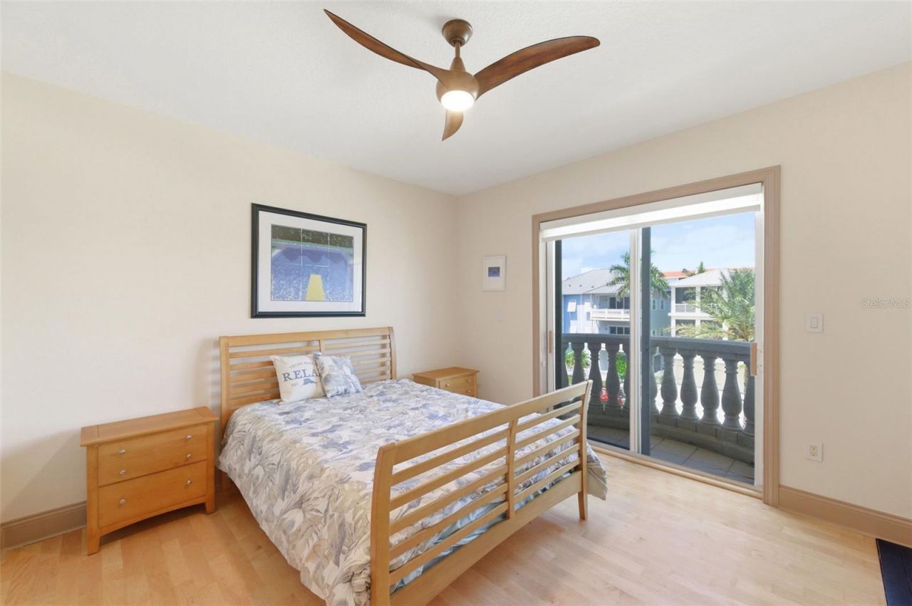 19130 Gulf Boulevard, Unit V4, Indian Rocks Beach, FL 33785 Photo