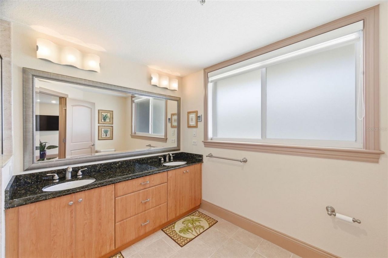 19130 Gulf Boulevard, Unit V4, Indian Rocks Beach, FL 33785 Photo