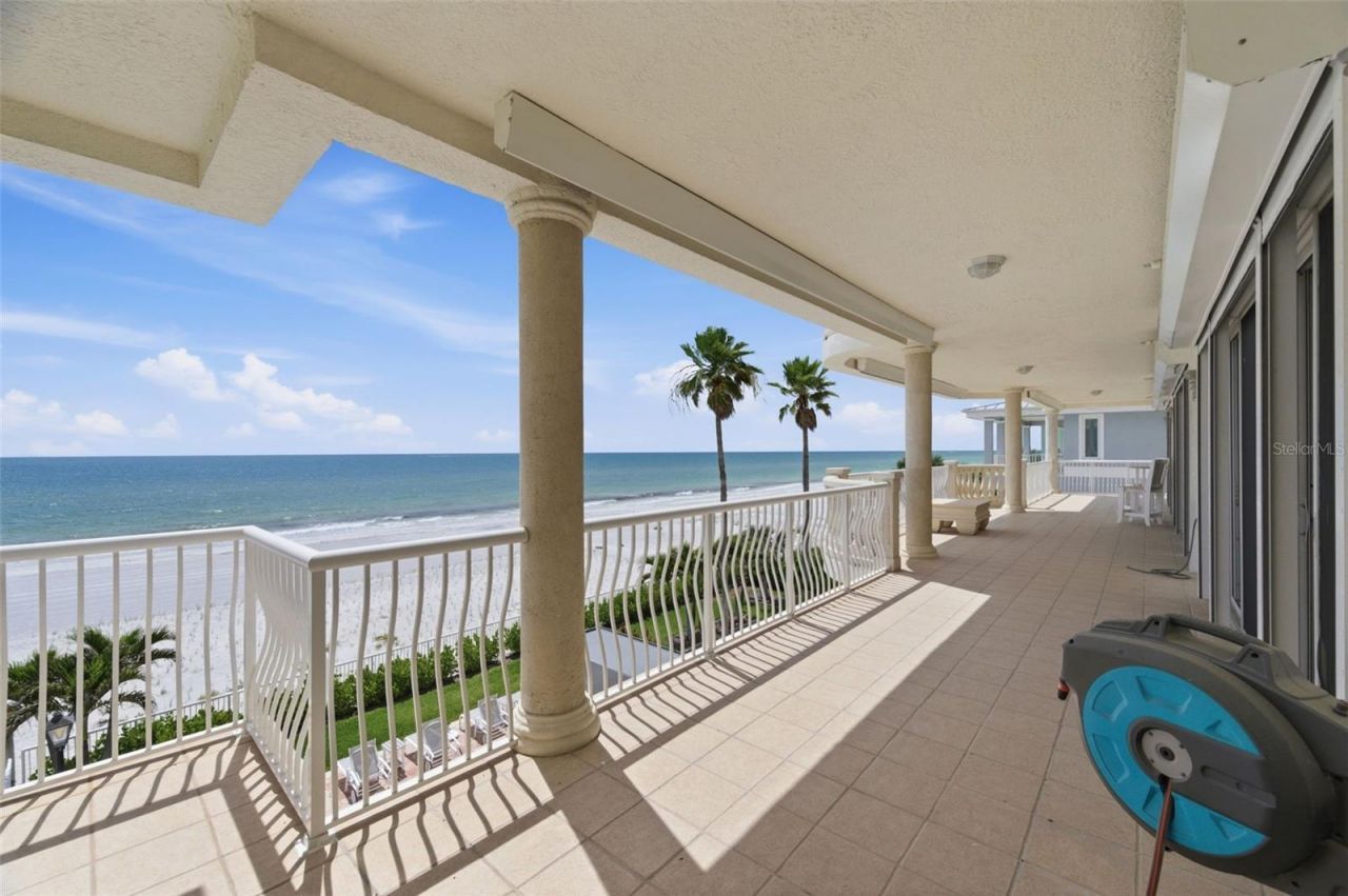 19130 Gulf Boulevard, Unit V4, Indian Rocks Beach, FL 33785 Photo