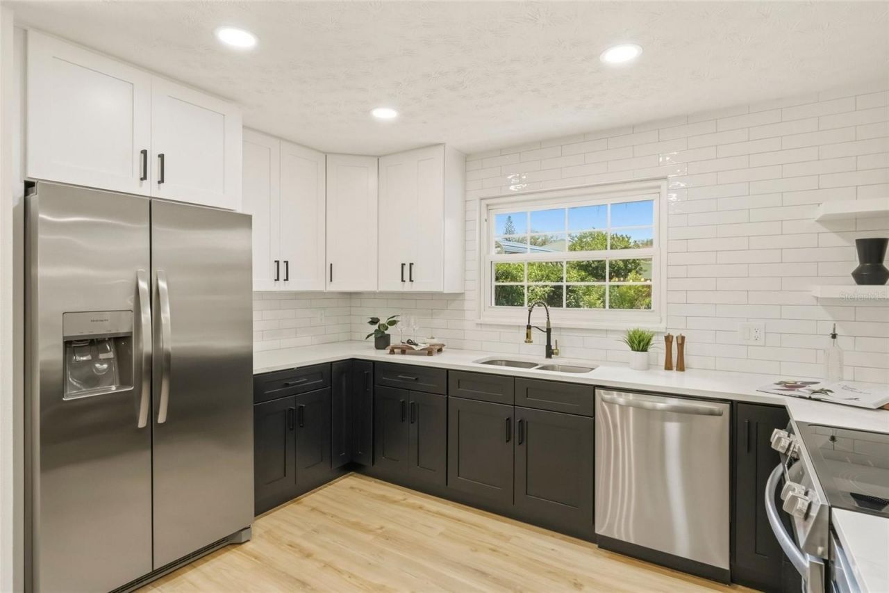 1102 Samy Drive, Tampa, FL 33613 Photo