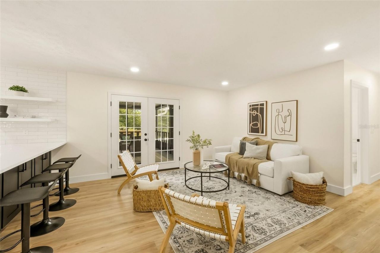 1102 Samy Drive, Tampa, FL 33613 Photo